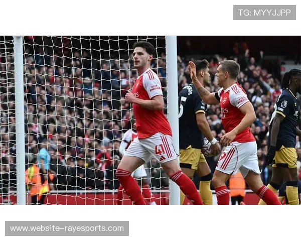 赖斯定位球助攻梅开二度引领阿森纳进攻成效突出成进攻发起核心 赖斯定位球助攻梅开二度引领阿森纳进攻成效突出成进攻发起核心