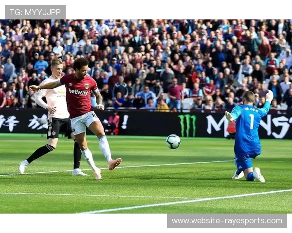 西汉姆联主场连败联赛垫底 攻防困境难解前景堪忧 西汉姆联主场连败联赛垫底 攻防困境难解前景堪忧