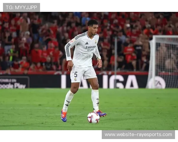 梅努不满曼联出场时间，冬窗可能寻求租借离队