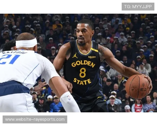 梅尔顿赛季首秀助勇士，外线防守获主帅认可